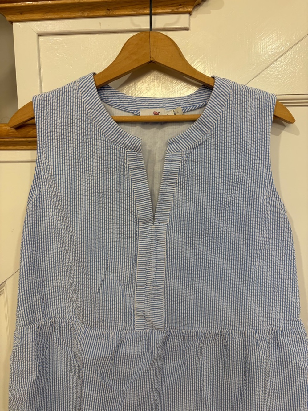 Vineyard Vines Blue and White Sleeveless Seersucker Tiered Dress - Picture 3 of 6